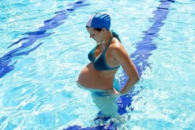 Можно ли ходить в бассейн при беременности на ранних сроках