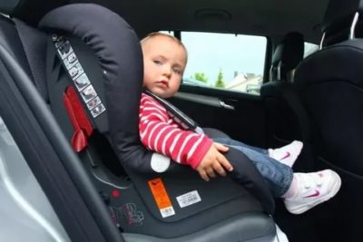 Можно ли сажать ребенка 7 лет на переднее сиденье